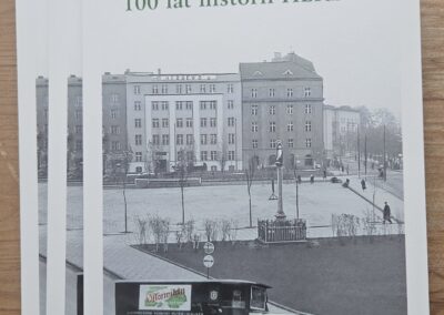 A book about the 100 history of HERBEWO